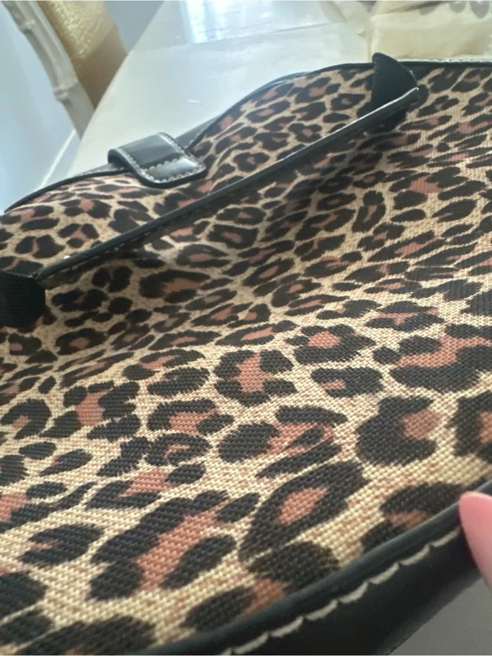 Vintage Leopard Cheetah Print Canvas Train Case Travel Bag with Luggage Sleeve
